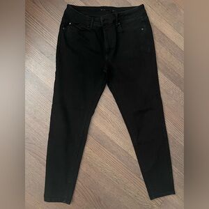Tahari Women's Black Skinny Jeans